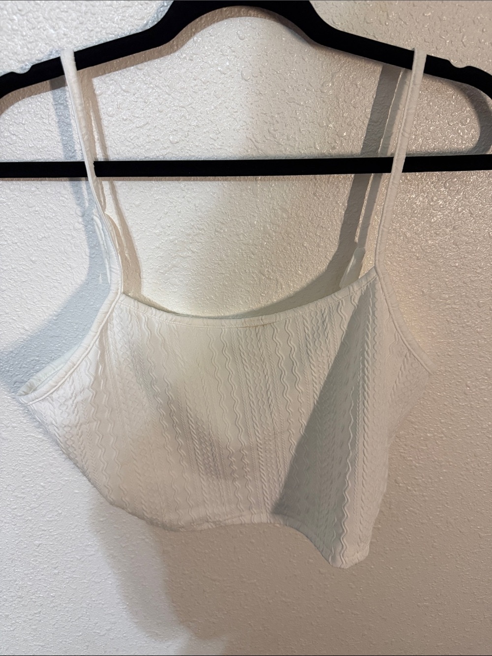 Women's White Lace-Textured Cami Crop Top
